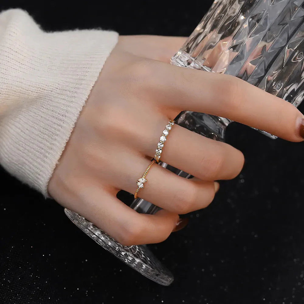 925 Sterling Silver Round Zircon and White Marquise Ring